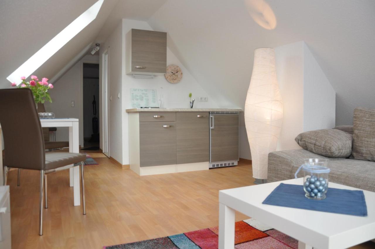 Ferienhaus Mueritzzauber / 1 Zimmer Dachgeschoss-Appartement Röbel Exteriér fotografie