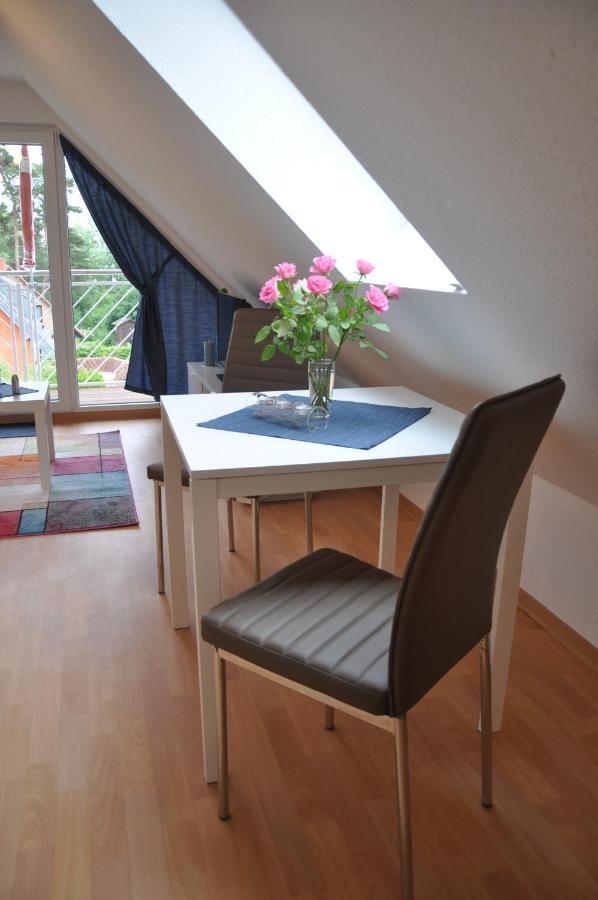 Ferienhaus Mueritzzauber / 1 Zimmer Dachgeschoss-Appartement Röbel Exteriér fotografie