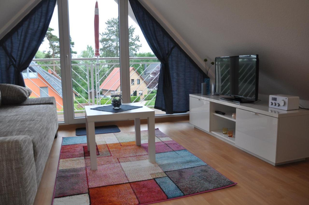 Ferienhaus Mueritzzauber / 1 Zimmer Dachgeschoss-Appartement Röbel Exteriér fotografie